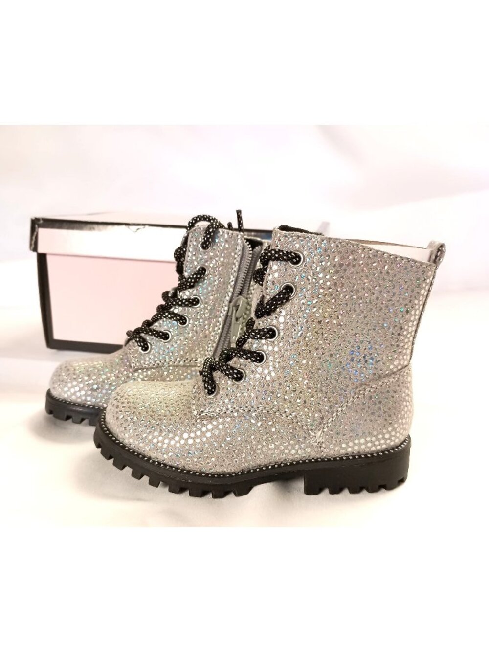 Cynthia Rowley Toddler Girls Shimmery Ankle Boots Size 7 NIB Sparkle Cute